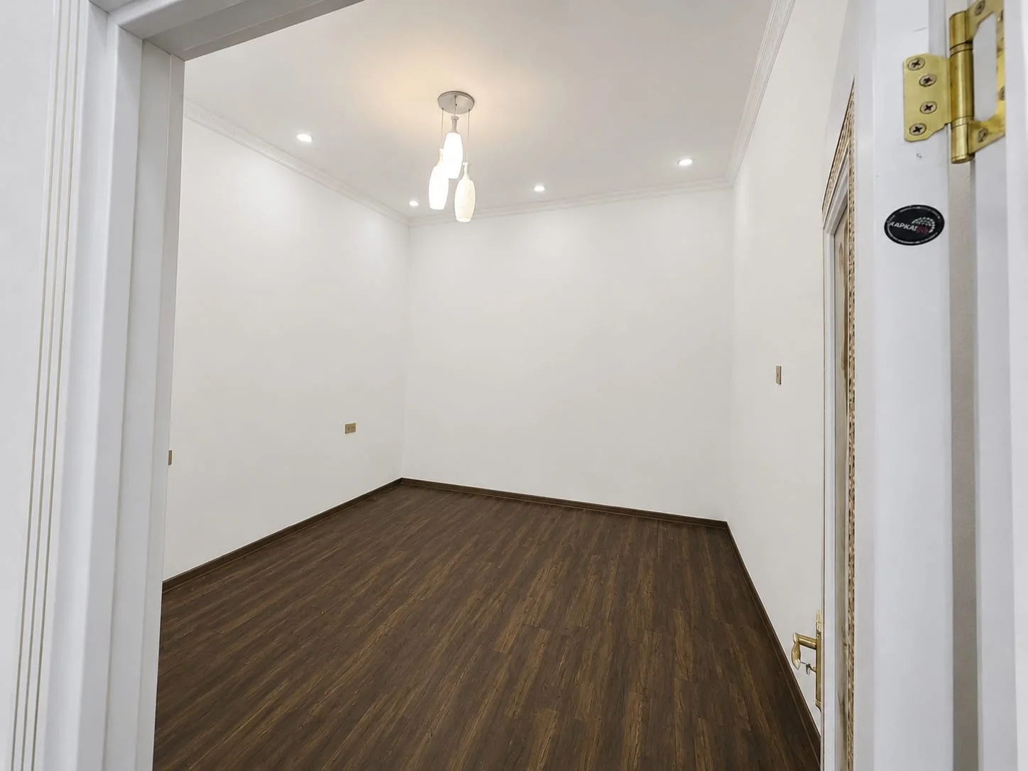 Kirayə 4 otaqlı Ofis 135 m² Nərimanov r.