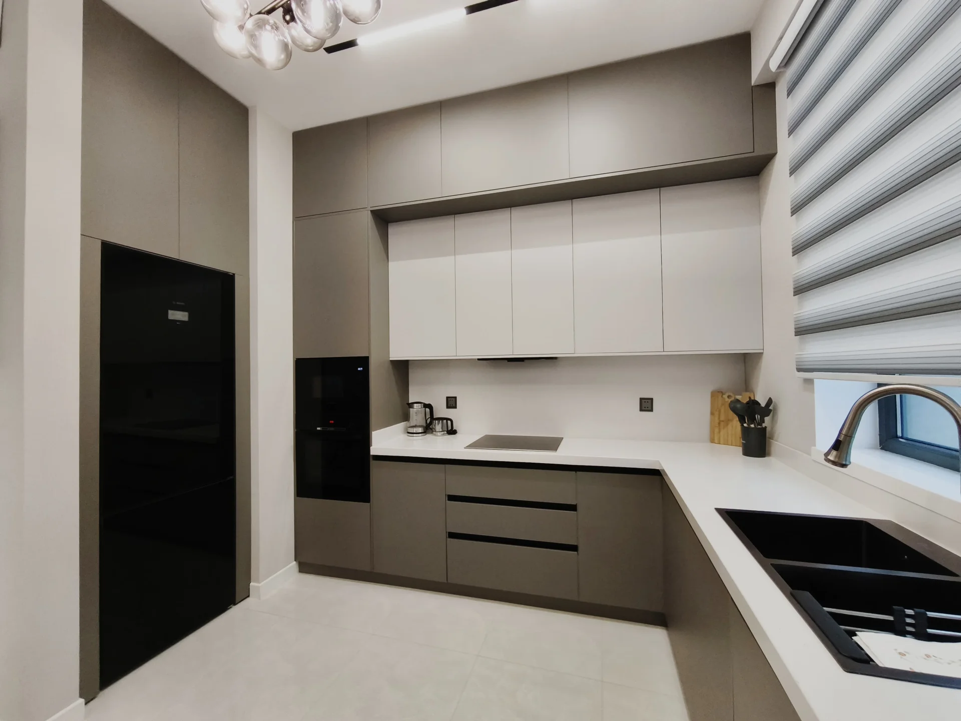 Kirayə 3 otaqlı Mənzil 120 m² Xətai r.