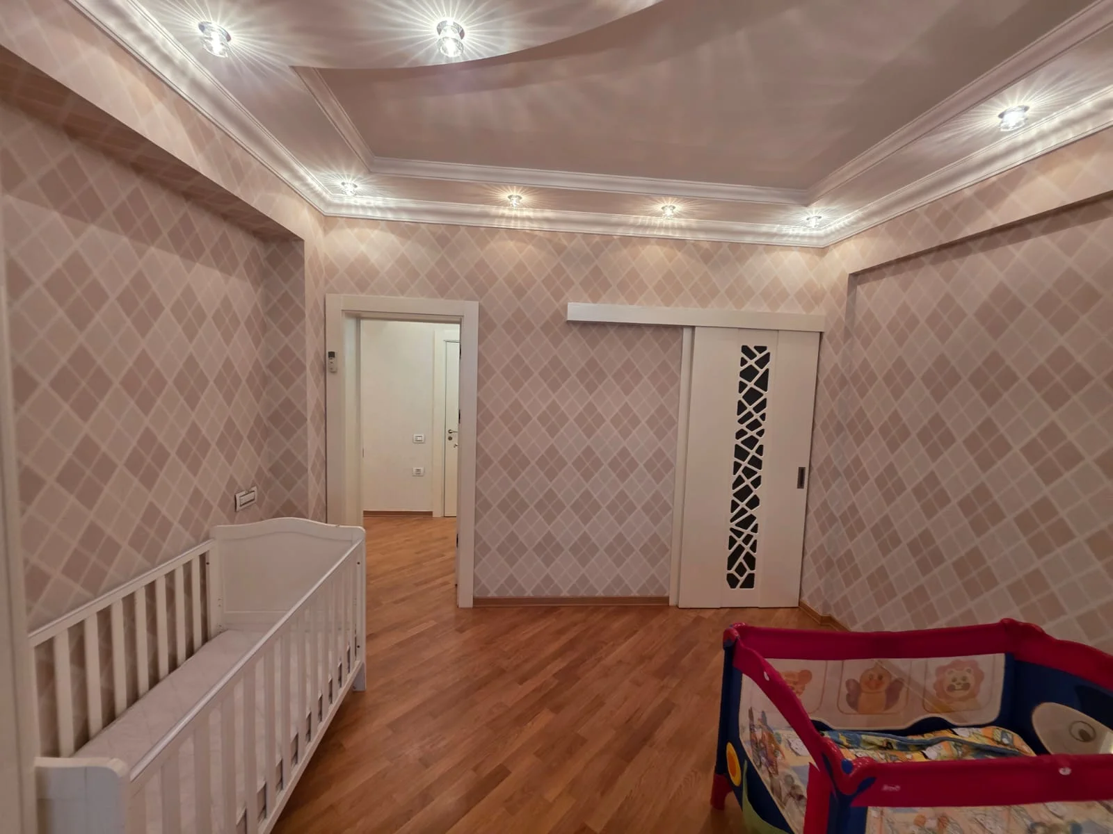 For rent 5-room Apartment 260 m² Nəsimi dist. 28 May metro – şəkil 11