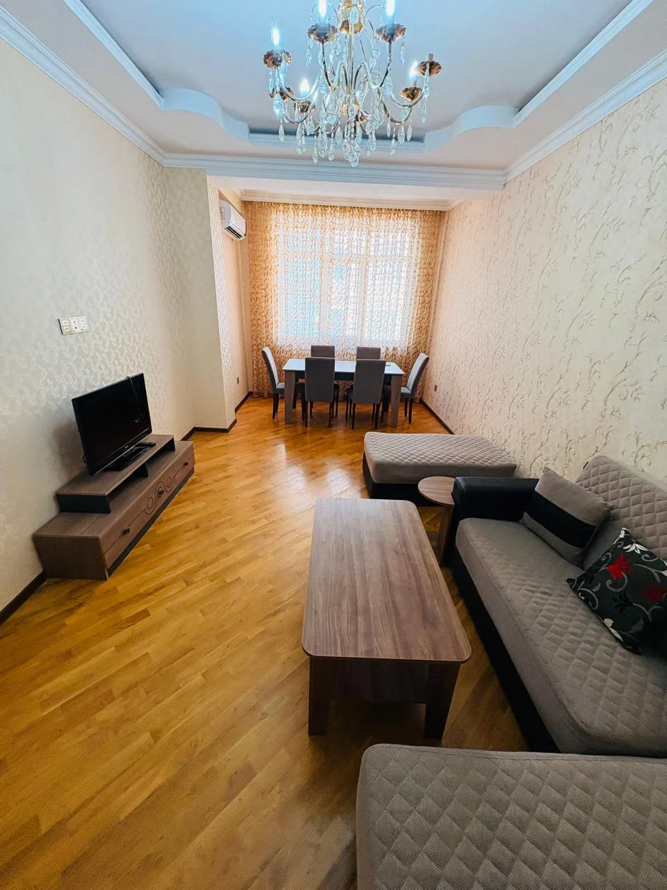 Kirayə 2 otaqlı Mənzil 70 m² Nərimanov r. Gənclik m. – şəkil 1
