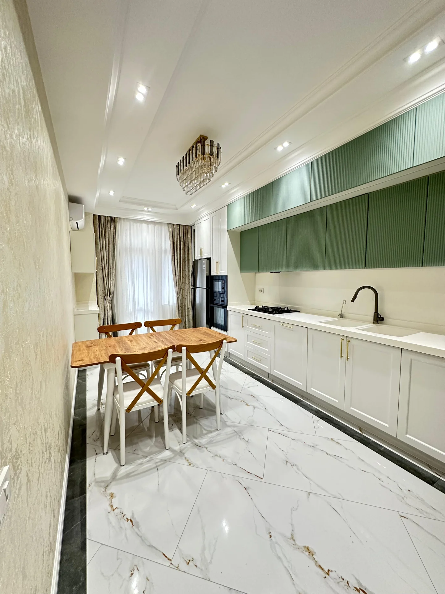 Satılır 2 otaqlı Mənzil 108 m² Nəsimi r.
