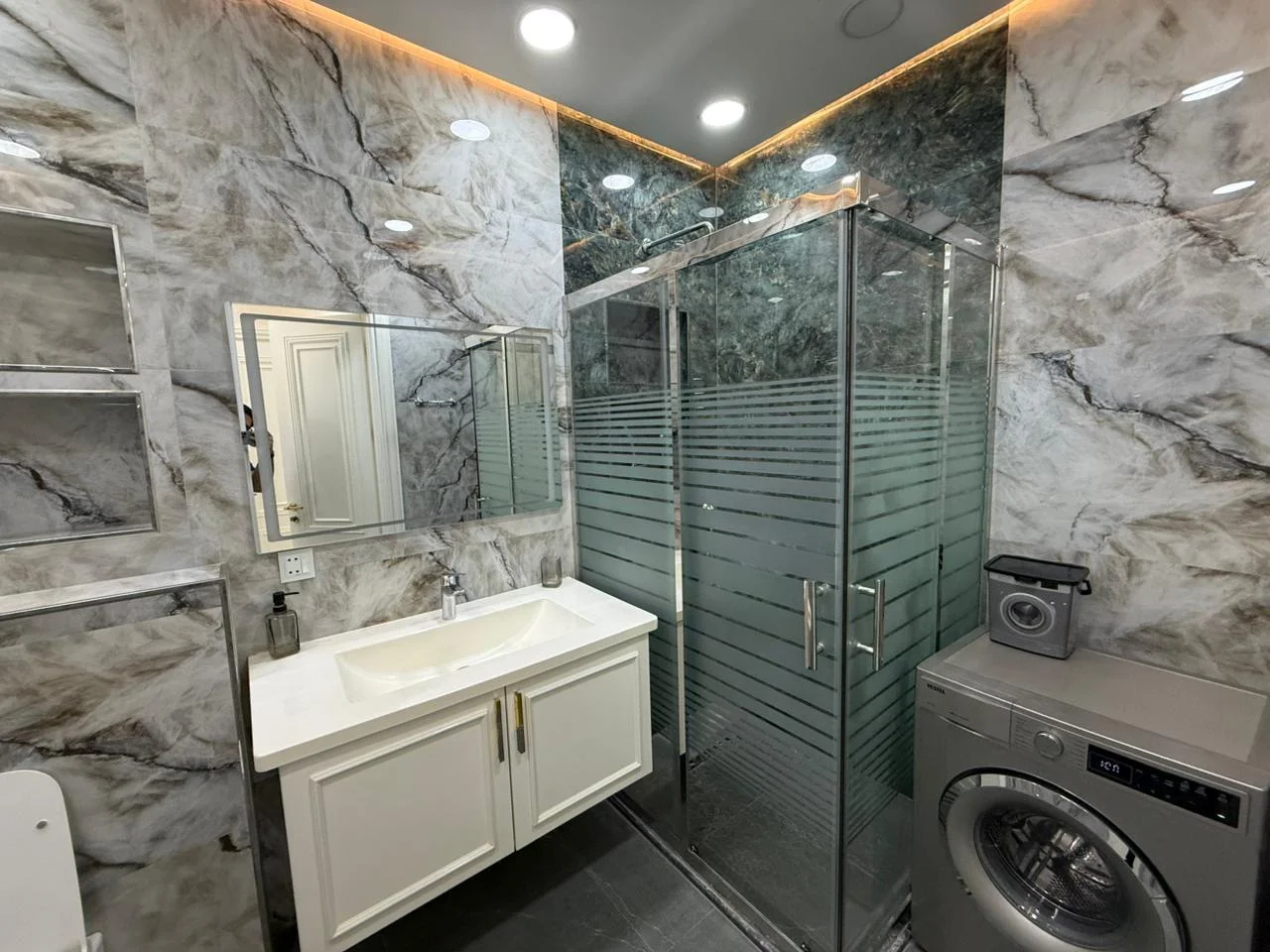 Kirayə 4 otaqlı Mənzil 170 m² Yasamal r. – şəkil 10