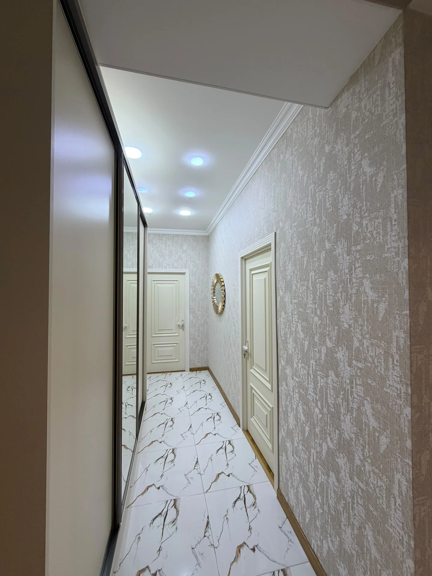 Kirayə 2 otaqlı Mənzil 70 m² Xətai r.