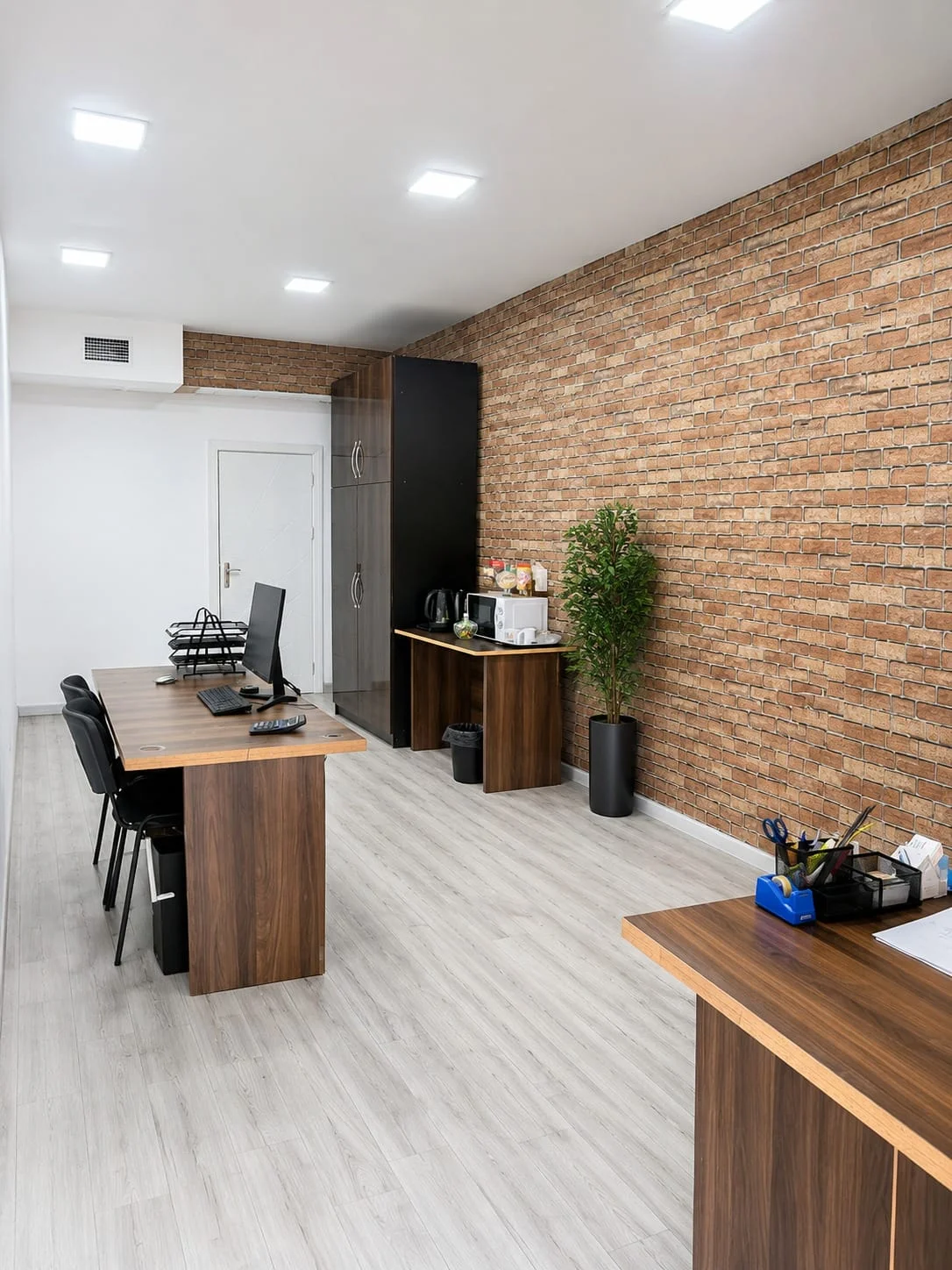 İcarəyə verilir 2 otaqlı ofis 64 m²