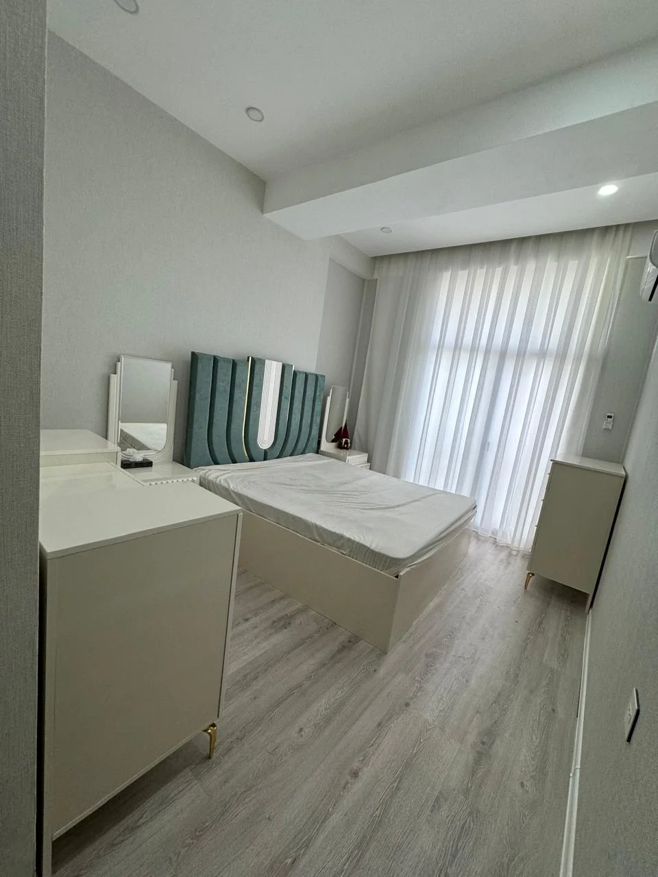 Kirayə 2 otaqlı Mənzil 70 m² Nərimanov r.