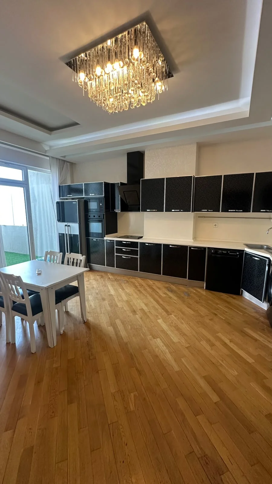 Kirayə 4 otaqlı Mənzil 235 m² Nəsimi r. – şəkil 12
