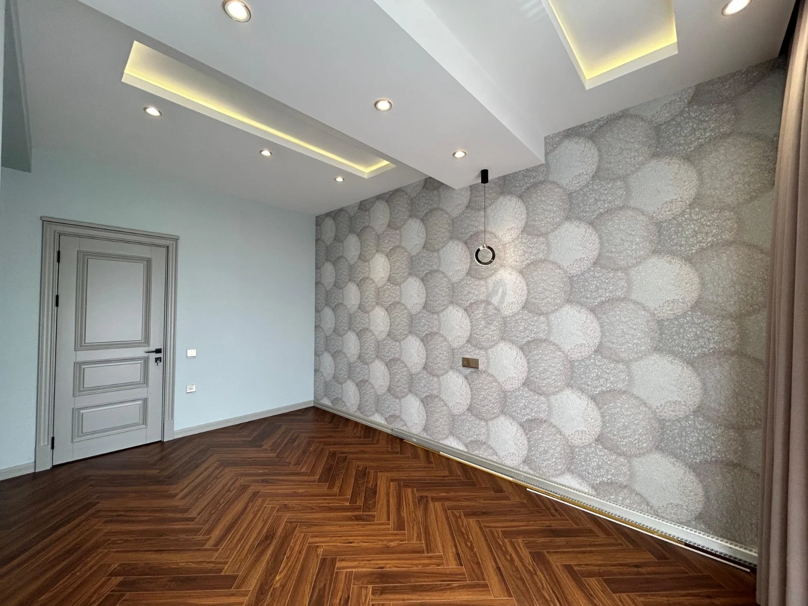 Kirayə 3 otaqlı Mənzil 158 m² Xətai r.