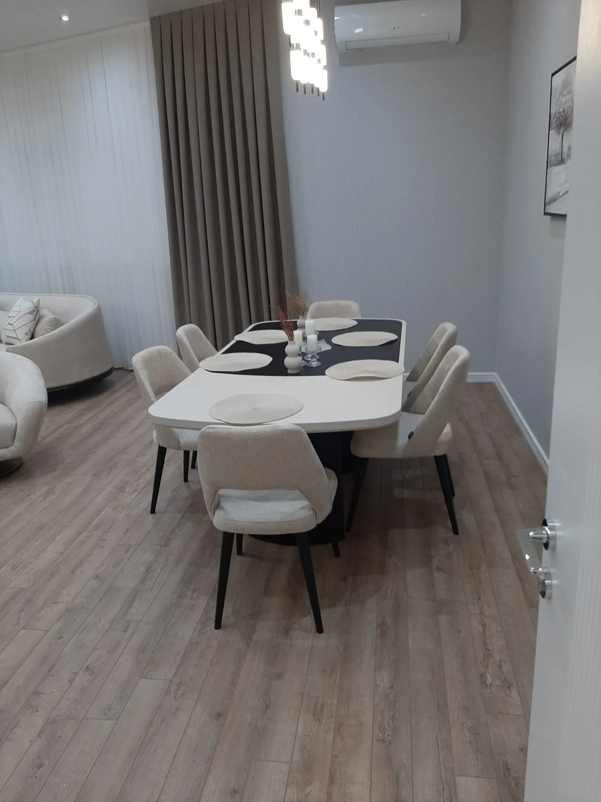 Kirayə 4 otaqlı Mənzil 200 m² Bakı – şəkil 19