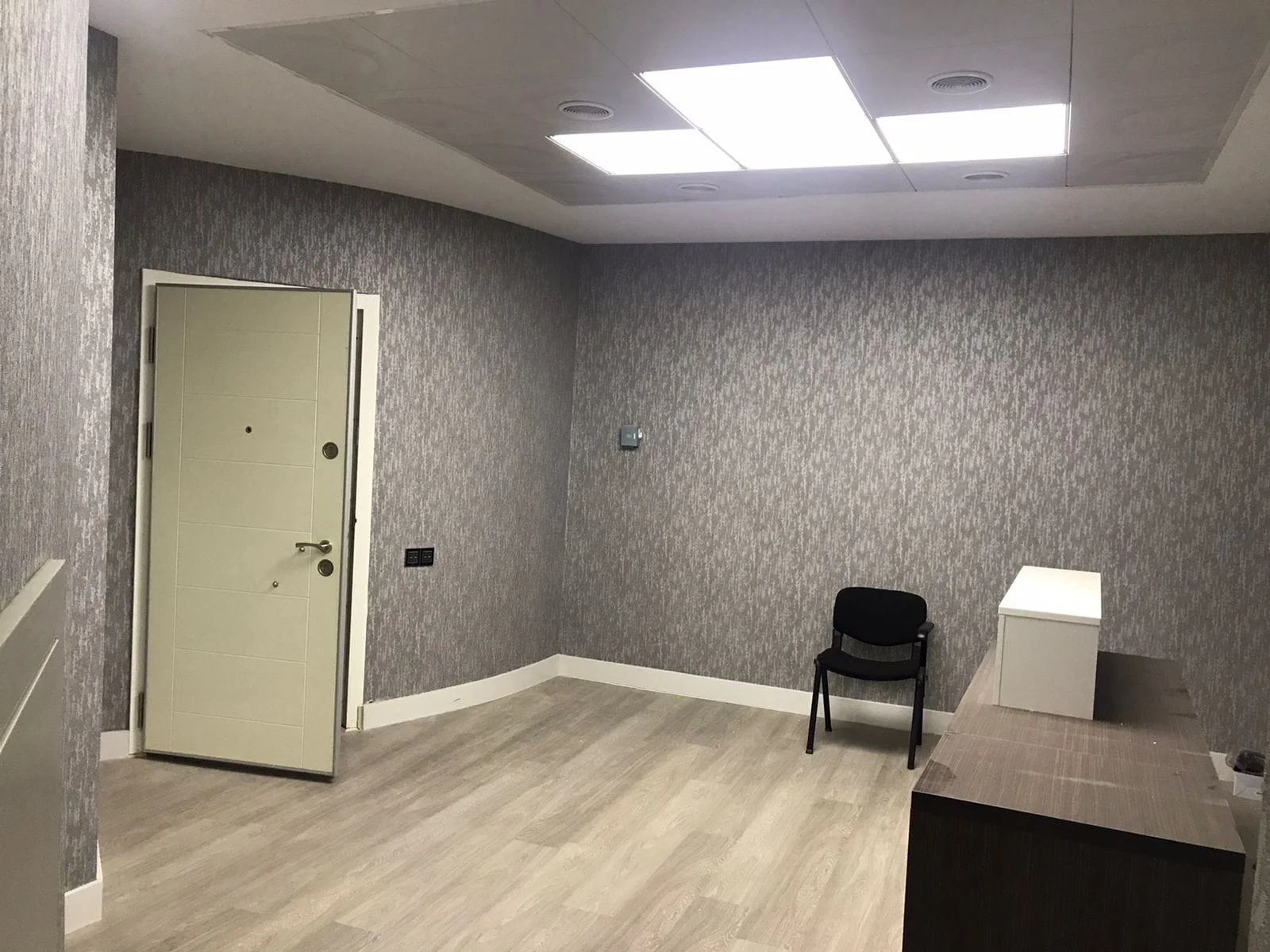 Kirayə 5 otaqlı Ofis 250 m² Nərimanov r.