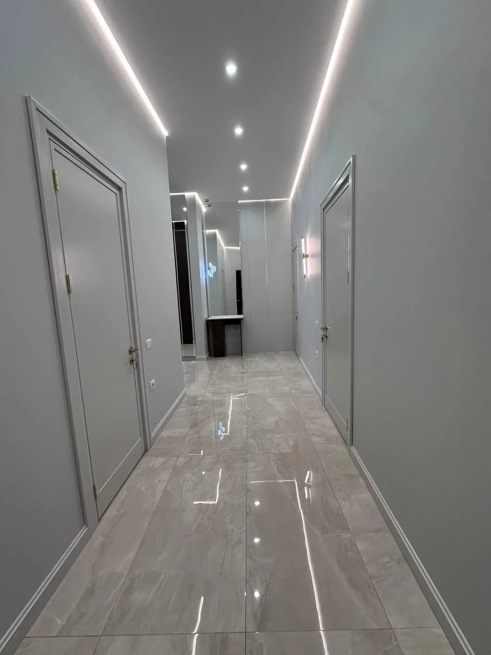 Kirayə 3 otaqlı Mənzil 120 m² Xətai r.