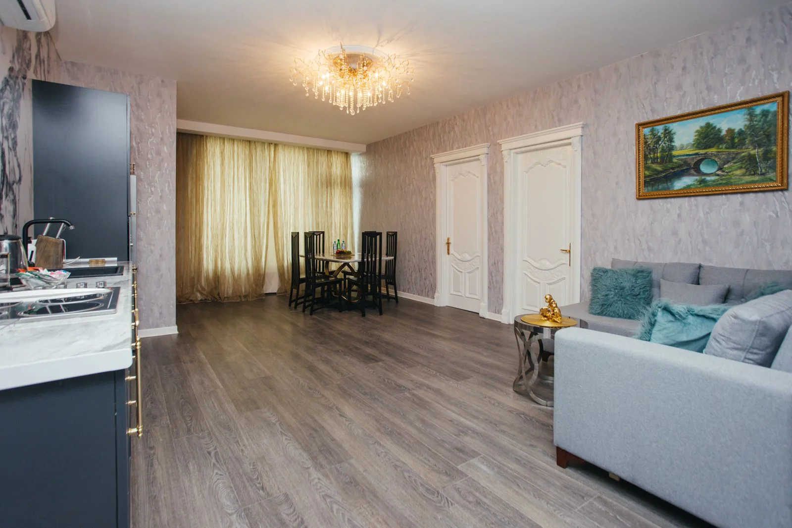 Kirayə 2 otaqlı Mənzil 85 m² Nəsimi r.