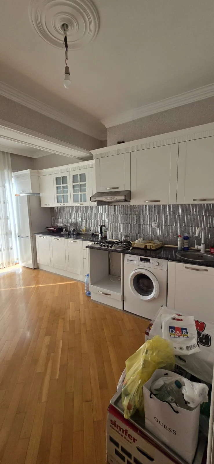 Kirayə 2 otaqlı Mənzil 95 m² Xətai r.