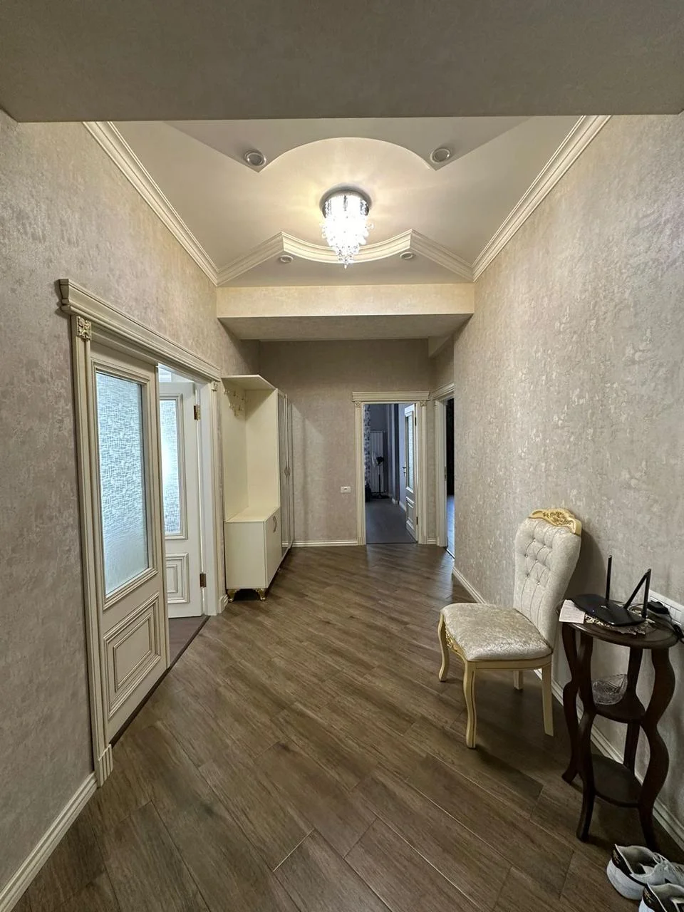 Kirayə 3 otaqlı Mənzil 140 m² Xətai r.