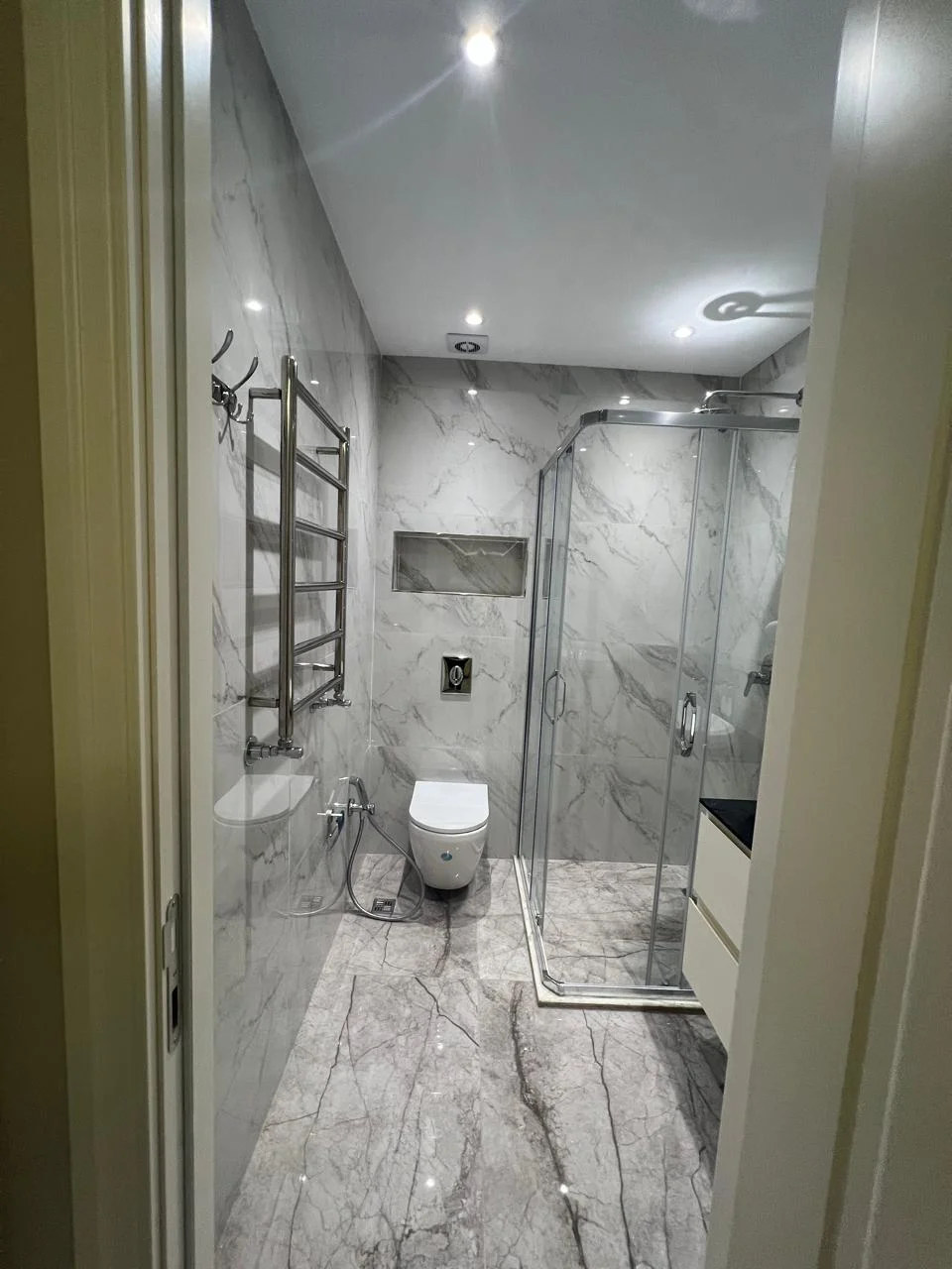 Kirayə 3 otaqlı Mənzil 85 m² Nərimanov r. Bakmil m. – şəkil 15