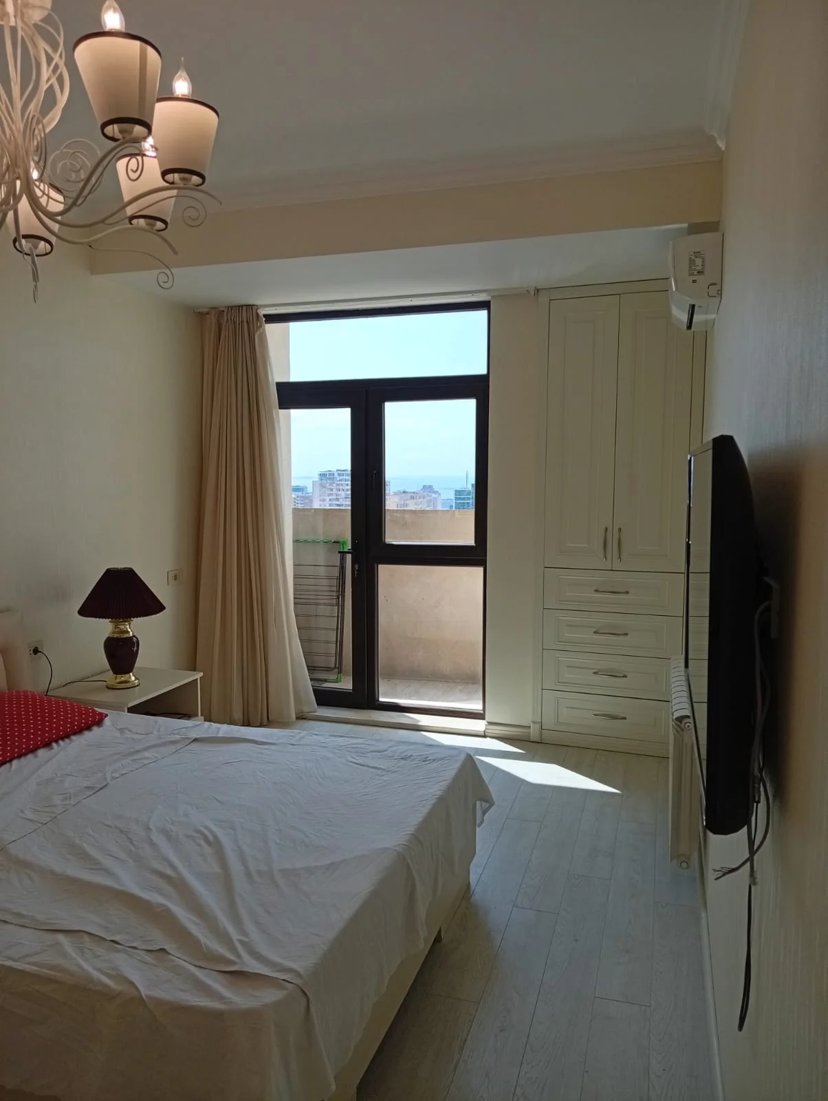 Kirayə 3 otaqlı Mənzil 110 m² Nəsimi r.