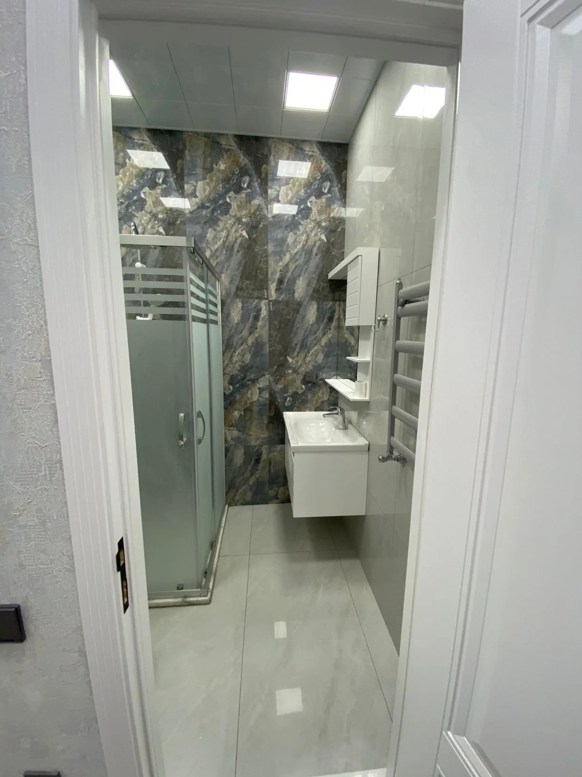Kirayə 2 otaqlı Mənzil 60 m² Nərimanov r.