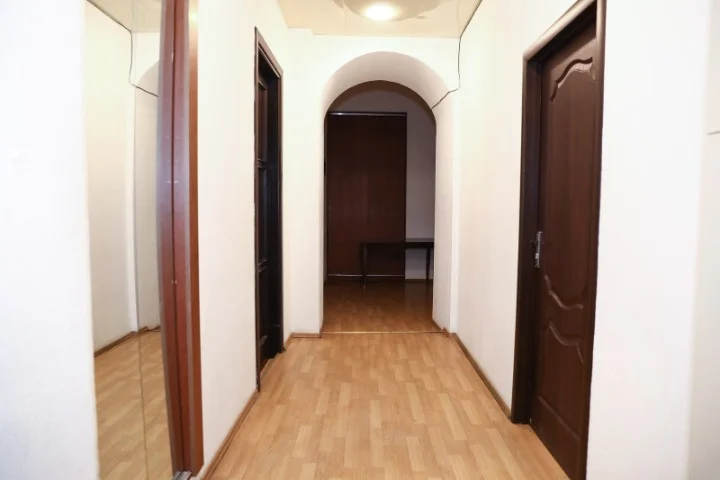 Kirayə 5 otaqlı Ofis 156 m² Səbail r. – şəkil 10