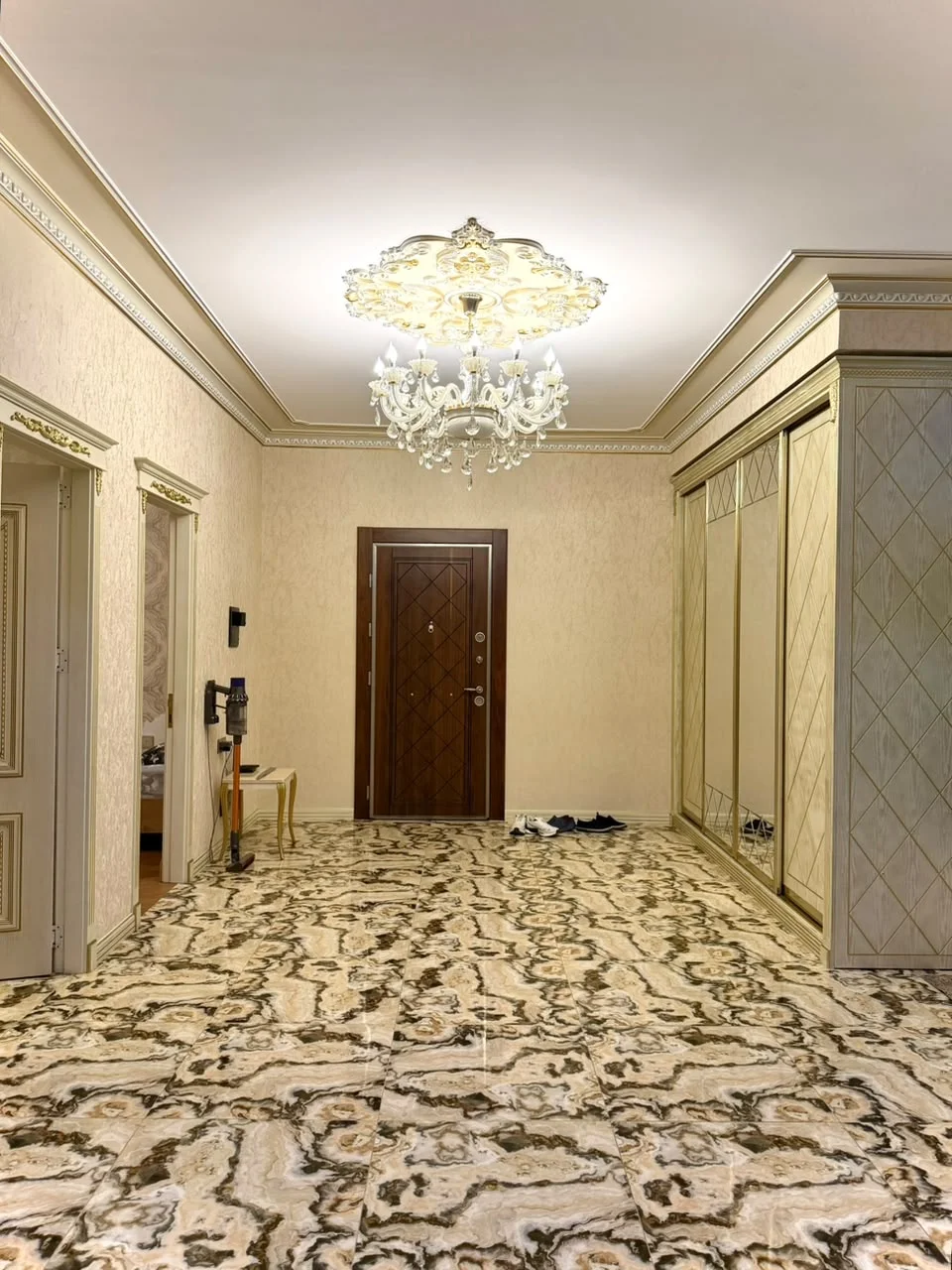 Satılır 4 otaqlı Mənzil 170 m² Nərimanov r. Nərimanov m. – şəkil 19