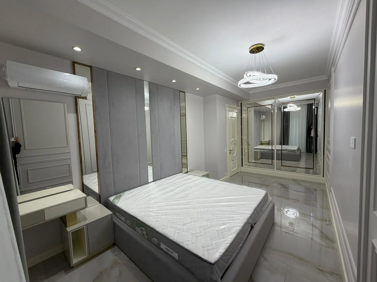 Kirayə 3 otaqlı Mənzil 115 m² Nəsimi r.