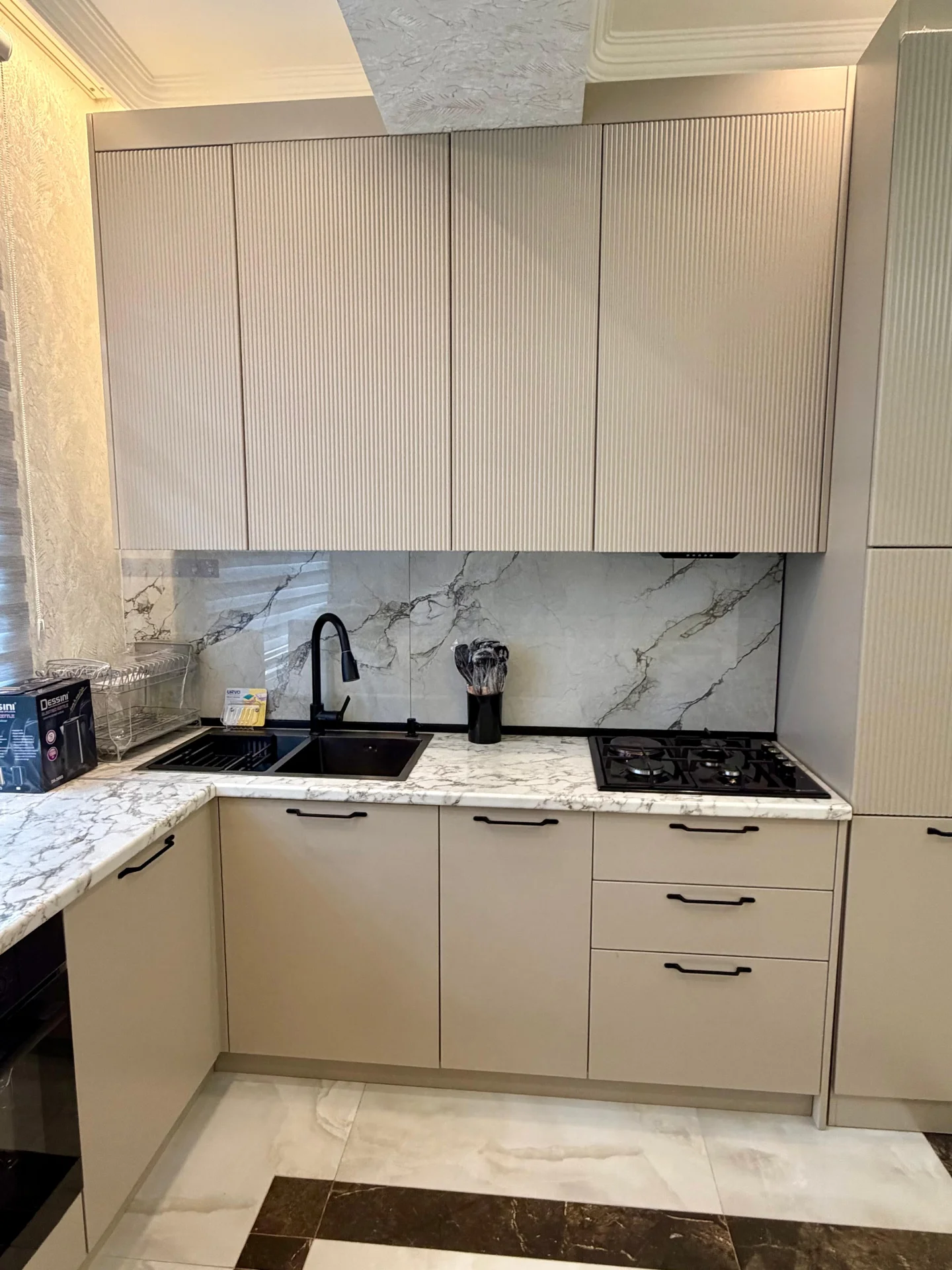 Kirayə 2 otaqlı Mənzil 85 m² Nəsimi r.