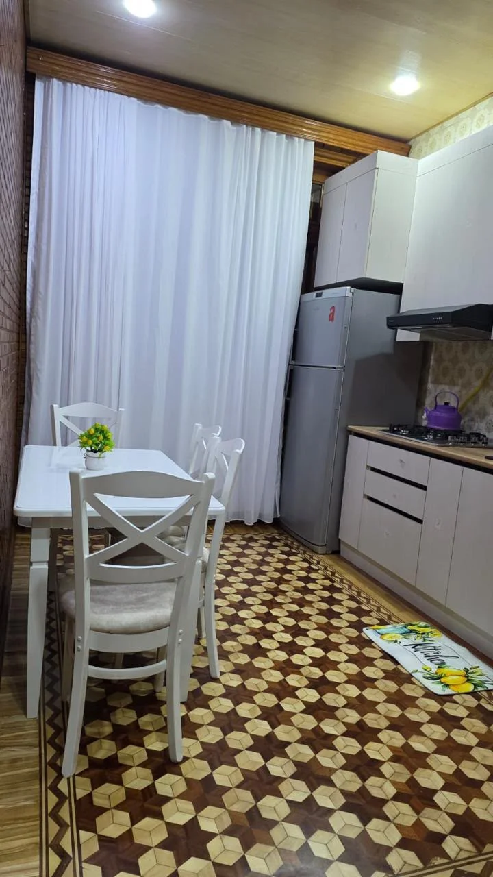 Kirayə 3 otaqlı Mənzil 100 m² Nəsimi r. – şəkil 8