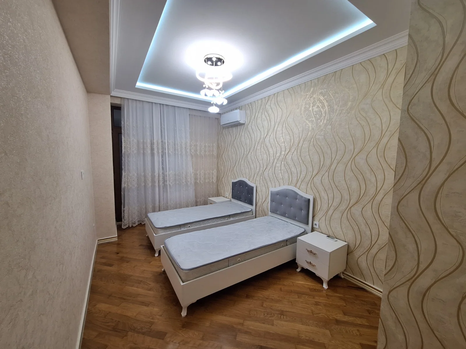 Kirayə 3 otaqlı Mənzil 103 m² Yasamal r. İnşaatçılar m. – şəkil 6