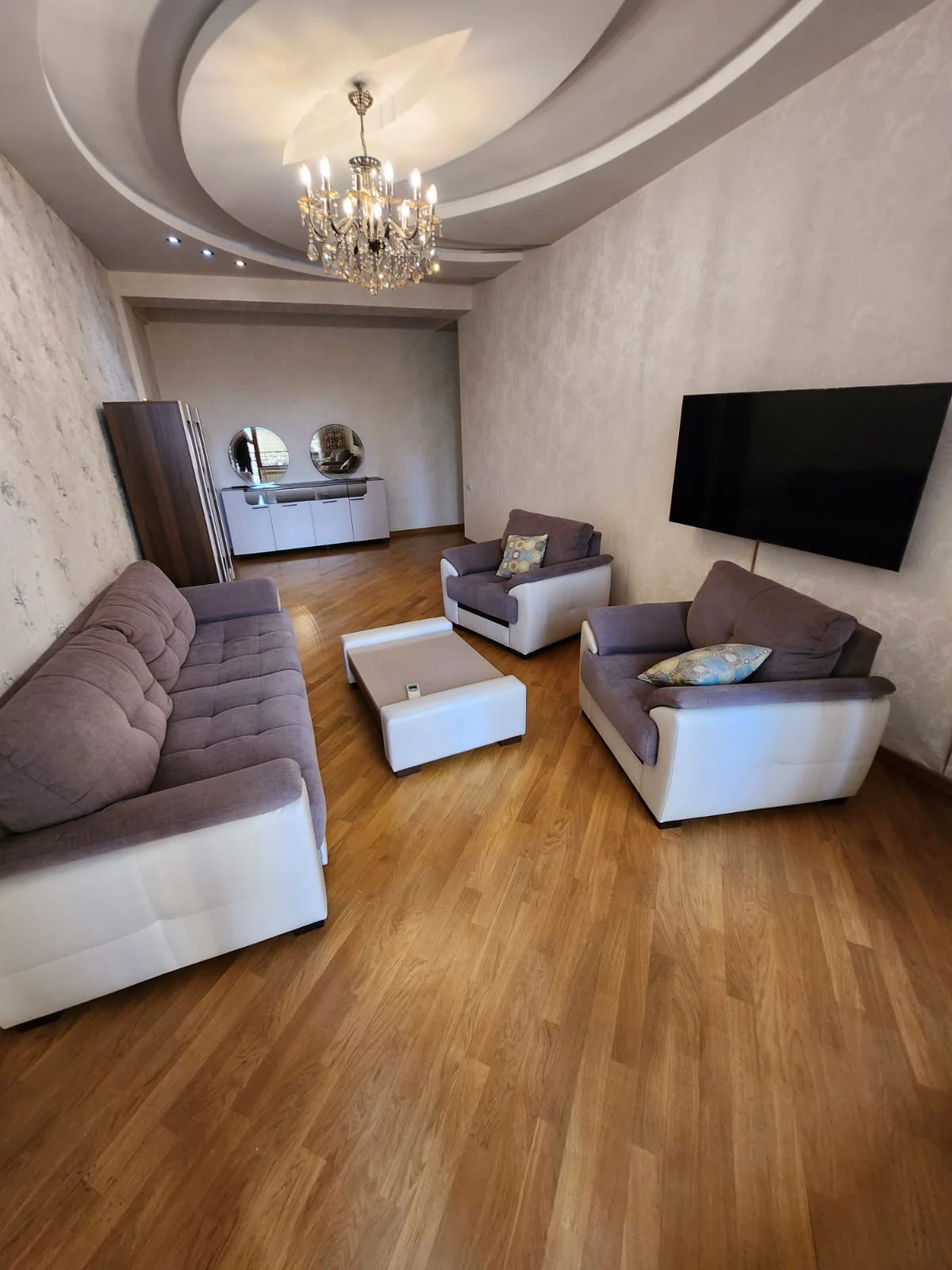 Kirayə 2 otaqlı Mənzil 110 m² Nəsimi r.