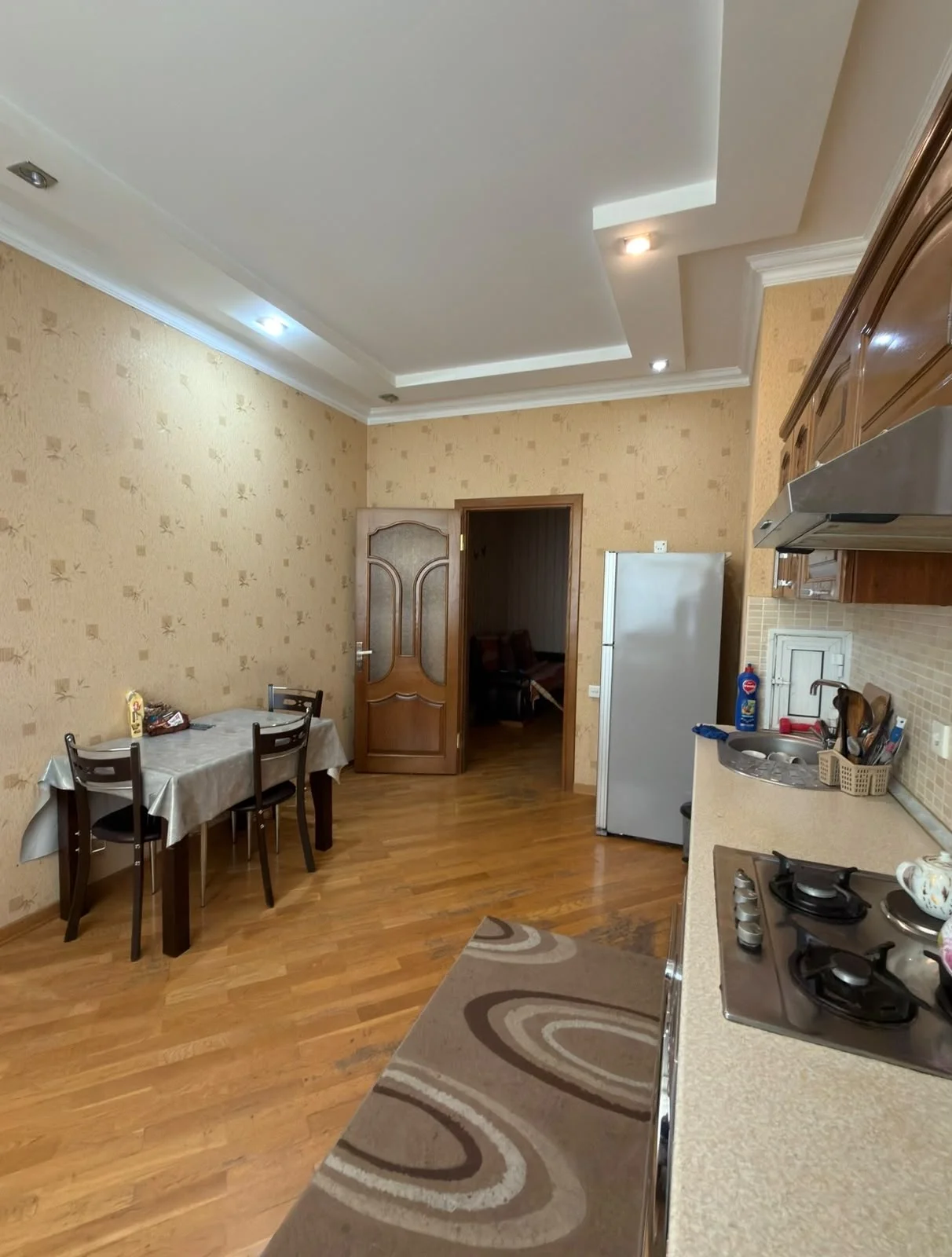 Kirayə 3 otaqlı Mənzil 95 m² Nərimanov r. – şəkil 4