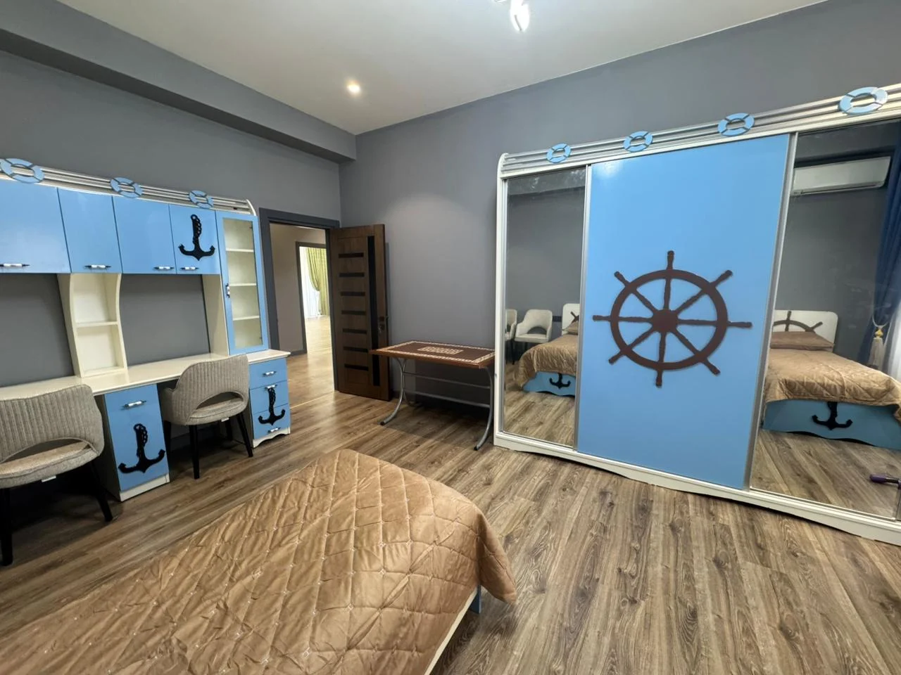Kirayə 3 otaqlı Mənzil 140 m² Xətai r.