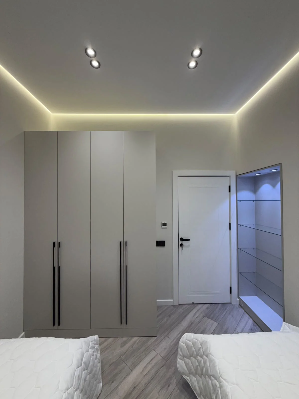 Kirayə 2 otaqlı Mənzil 80 m² Nizami r.