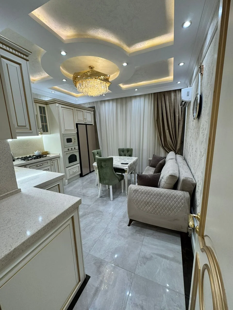 Kirayə 3 otaqlı Mənzil 148 m² Nəsimi r. 8 Noyabr m. – şəkil 2