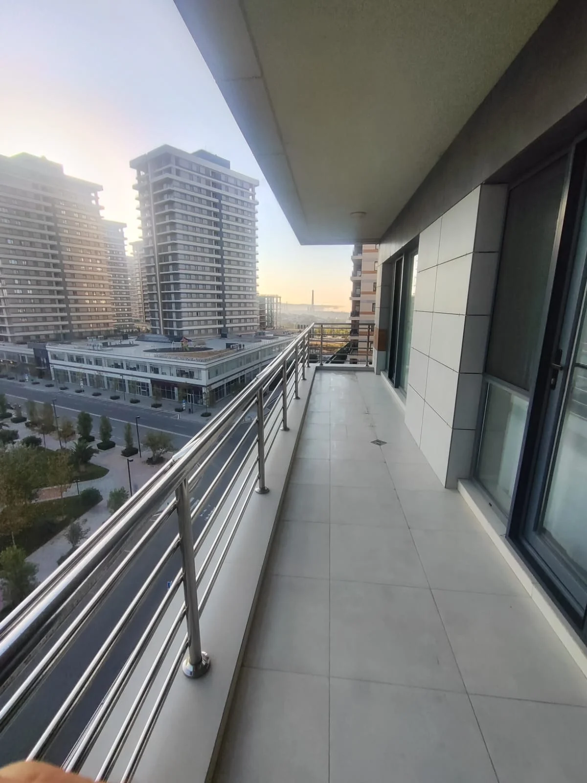 Kirayə 3 otaqlı Mənzil 120 m² Xətai r.