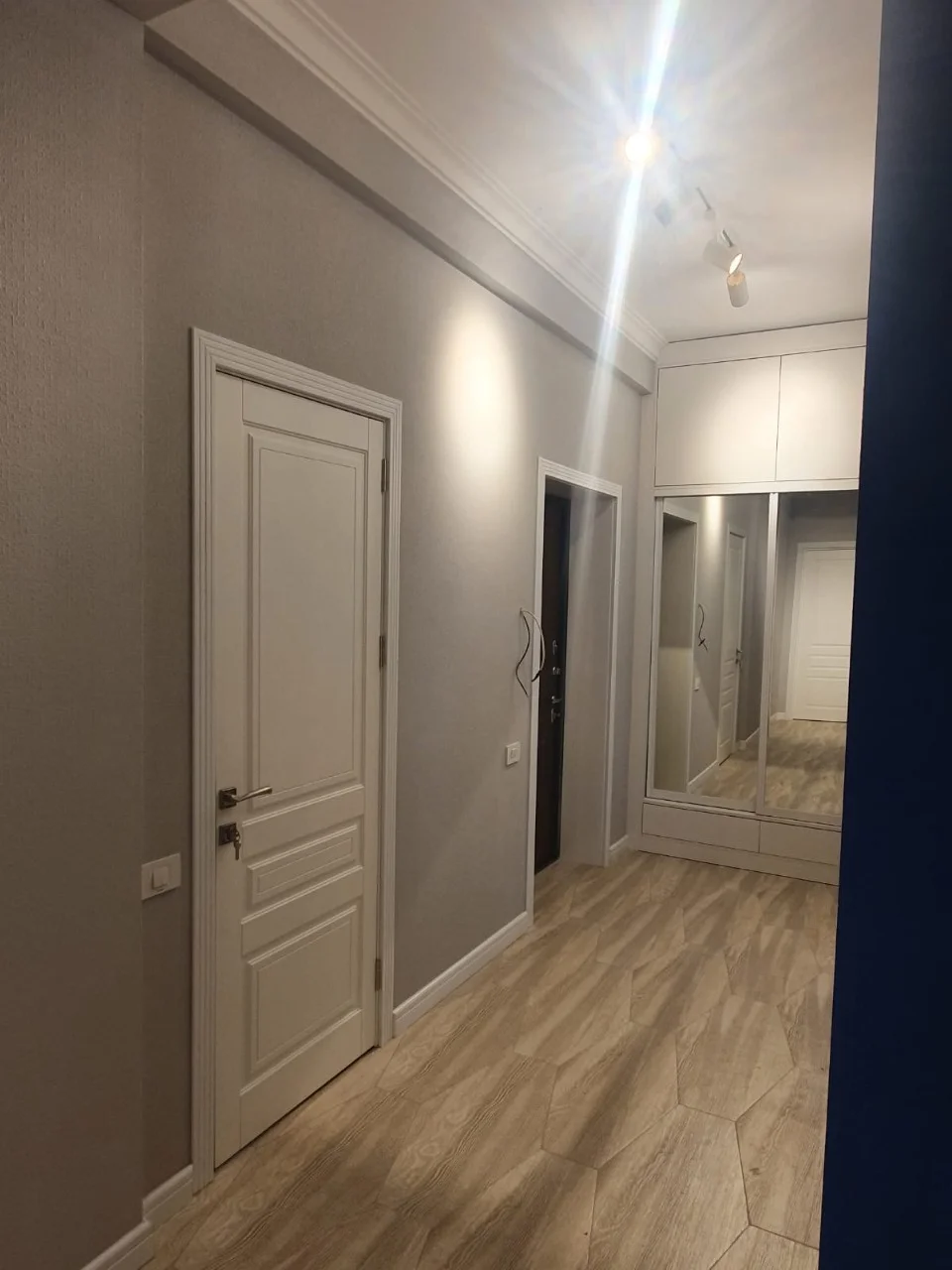 Kirayə 3 otaqlı Mənzil 110 m² Yasamal r. Elmlər Akademiyası m. – şəkil 12