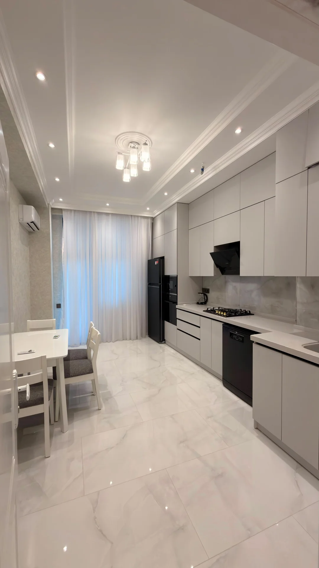 Kirayə 3 otaqlı Mənzil 150 m² Nərimanov r. Gənclik m. – şəkil 5