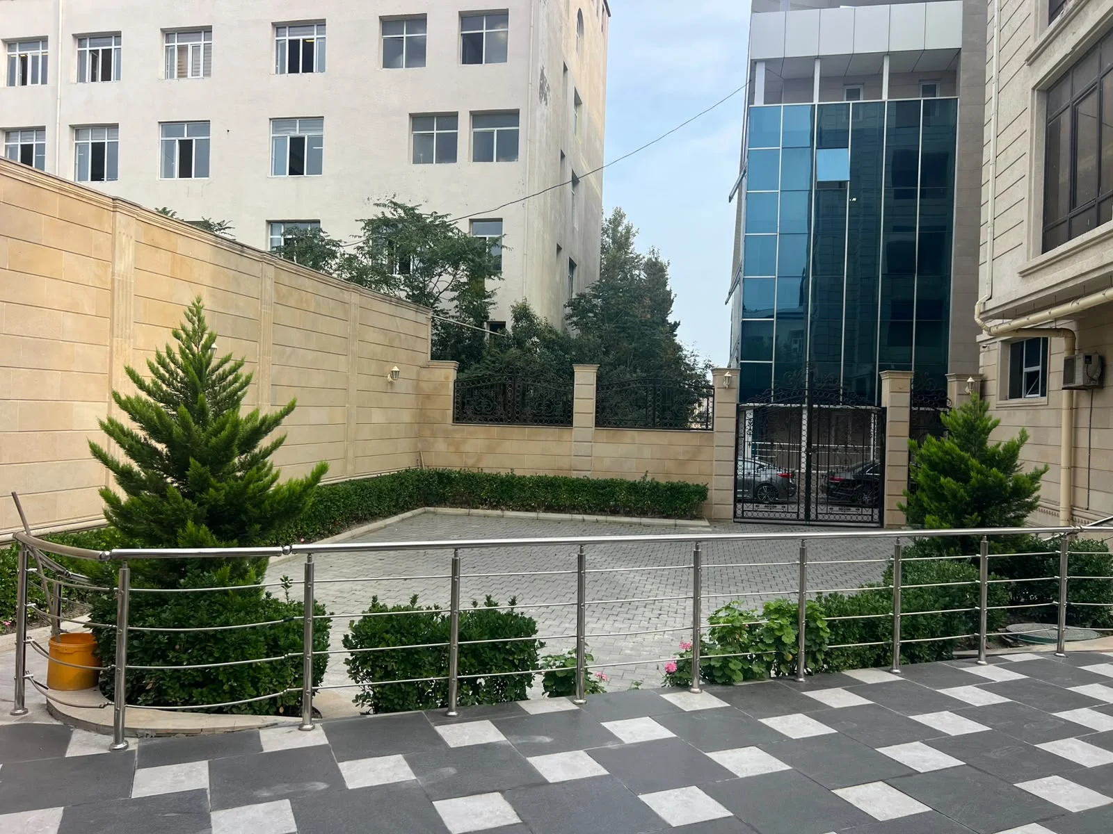 Satılır 4 otaqlı Mənzil 168 m² Nərimanov r. – şəkil 3