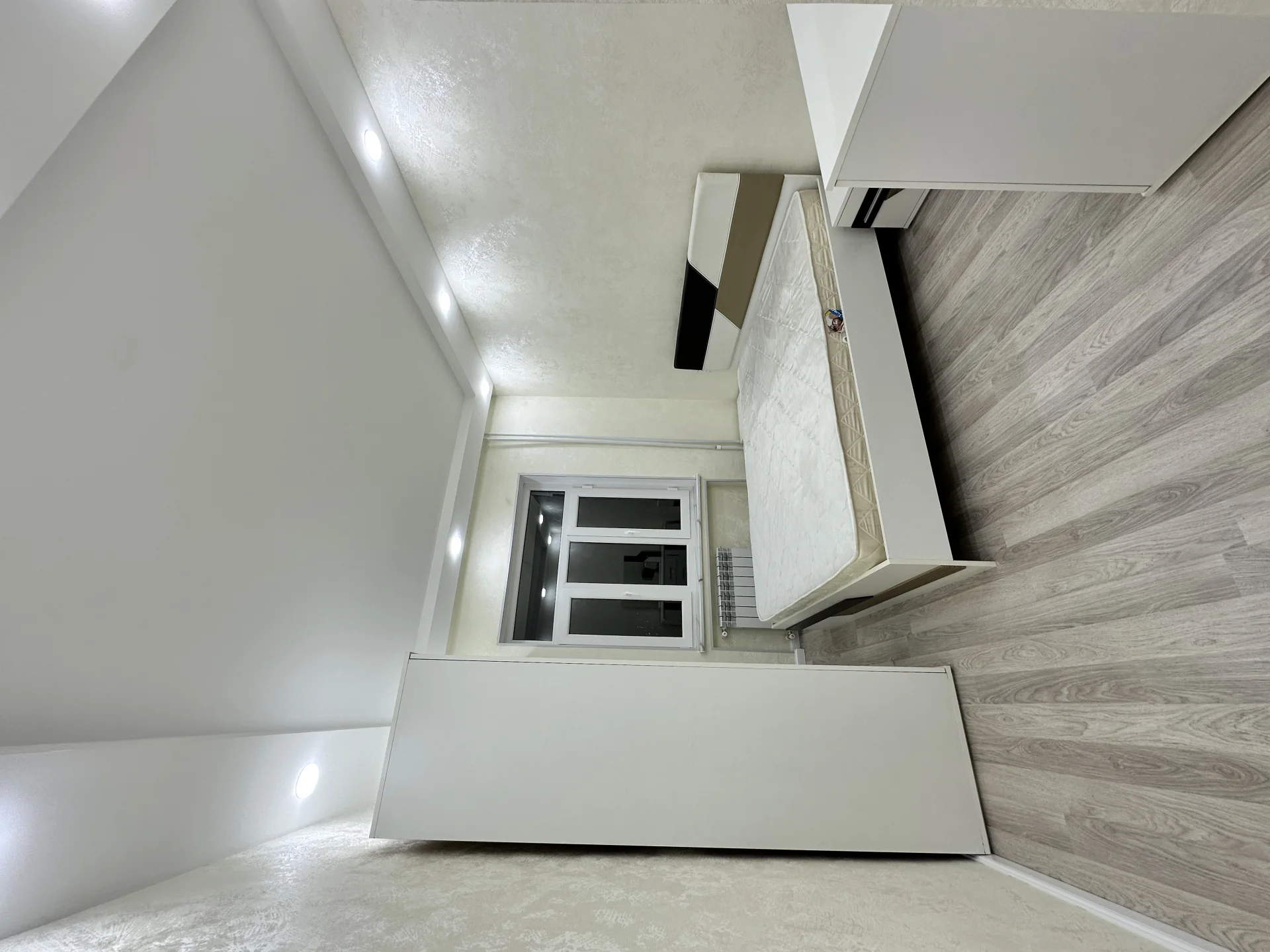 Satılır 2 otaqlı Mənzil 6 m² Xətai r.