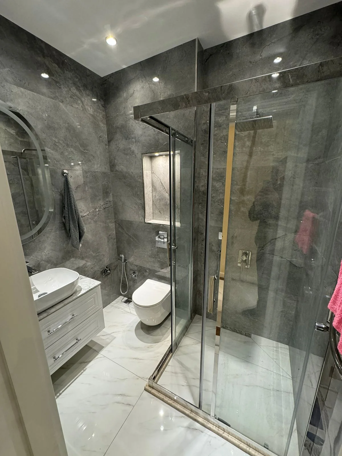 Kirayə 3 otaqlı Mənzil 110 m² Nərimanov r.
