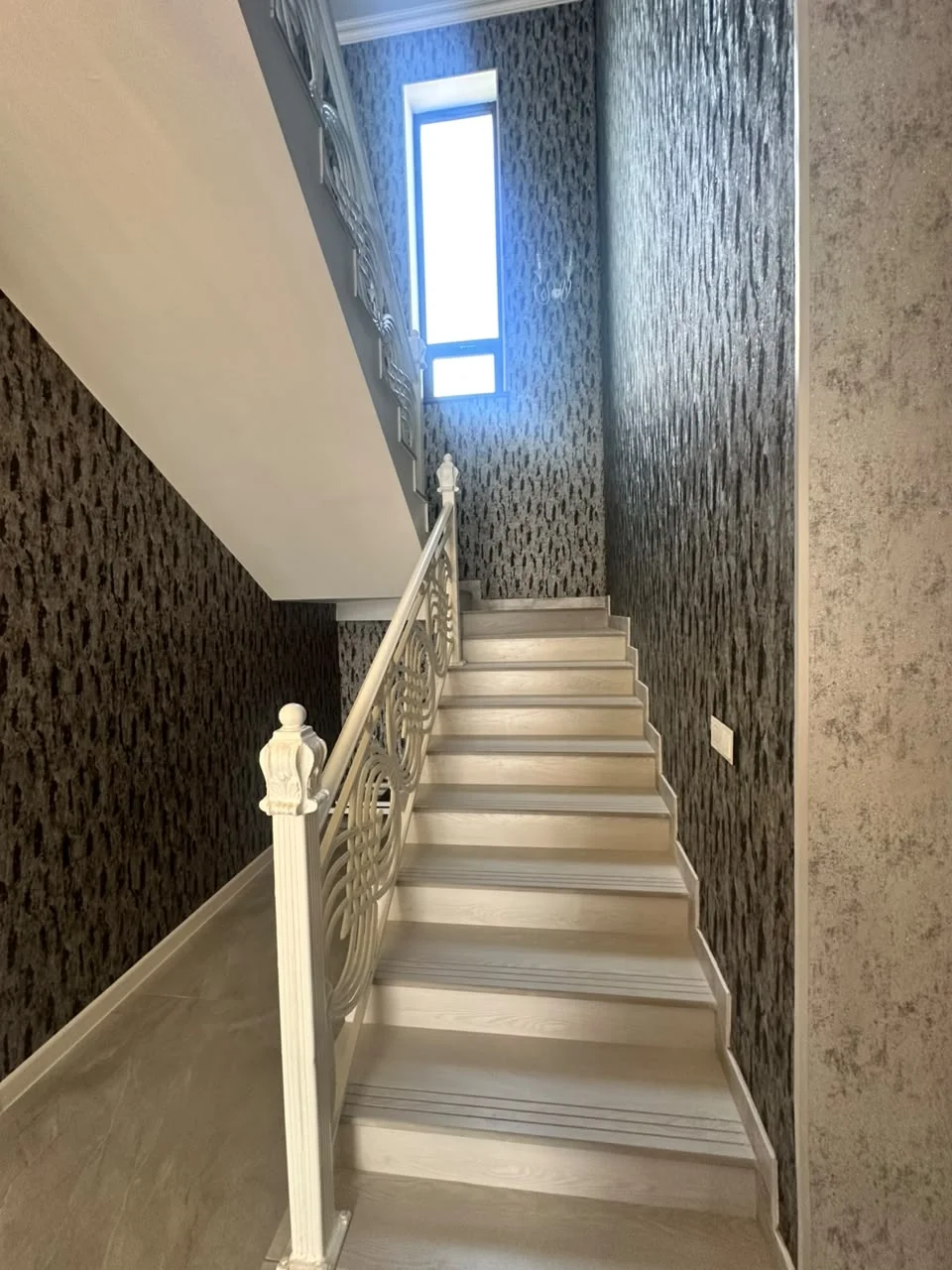 Satılır 7 otaqlı Həyət evi / Bağ evi 315 m² Xəzər r.