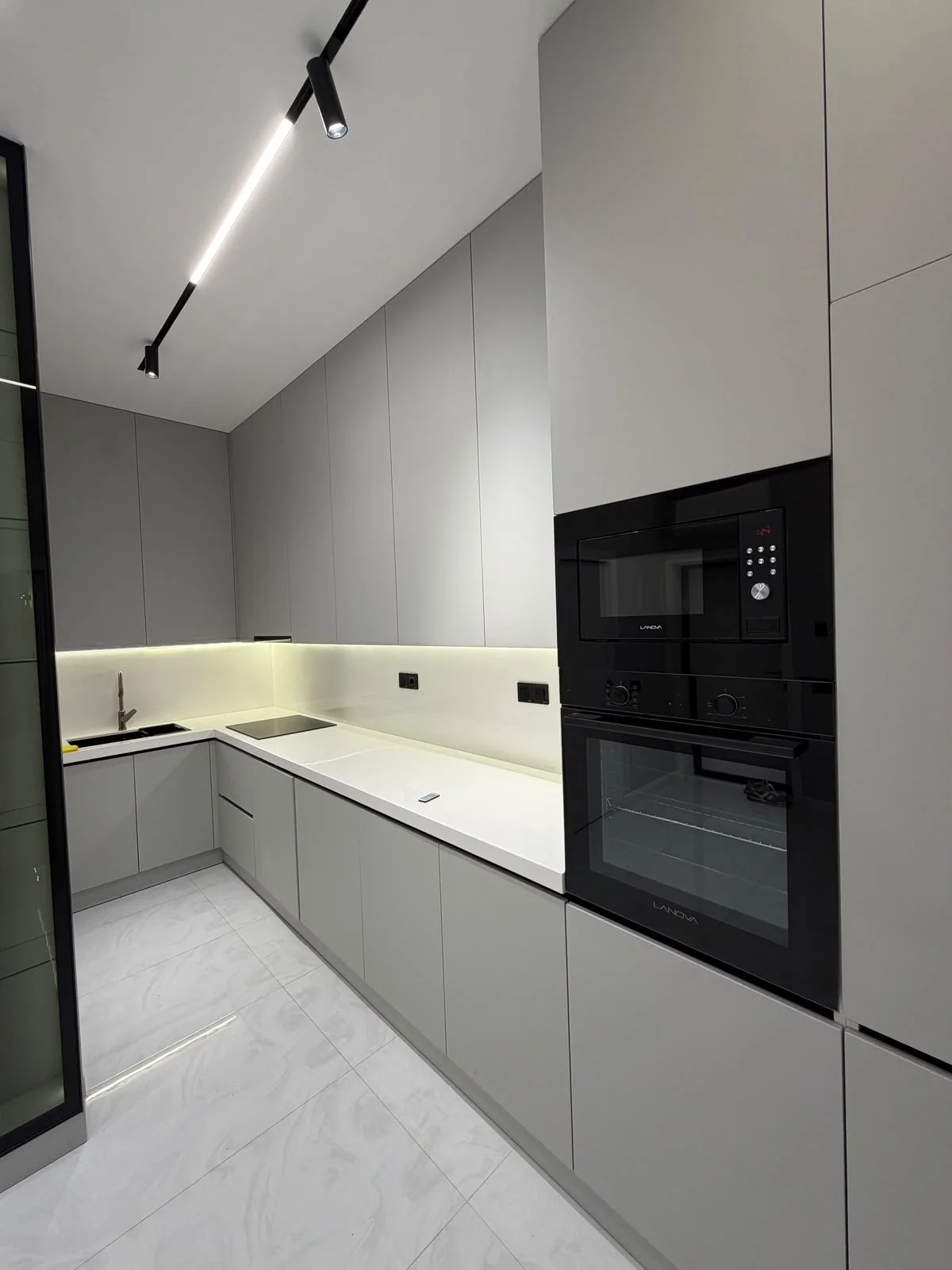 Kirayə 2 otaqlı Mənzil 80 m² Nizami r.
