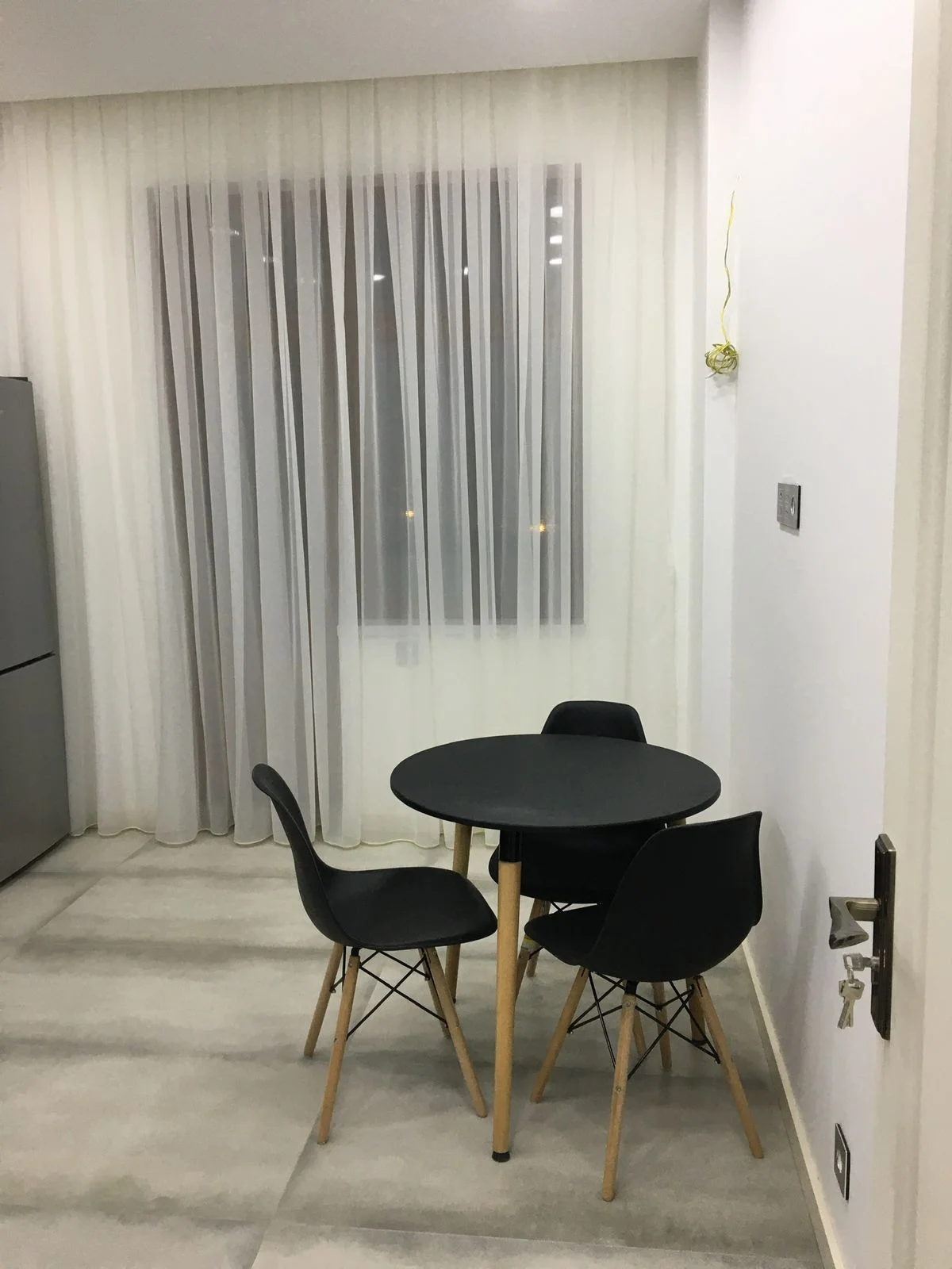 Kirayə 2 otaqlı Mənzil 85 m² Nəsimi r.