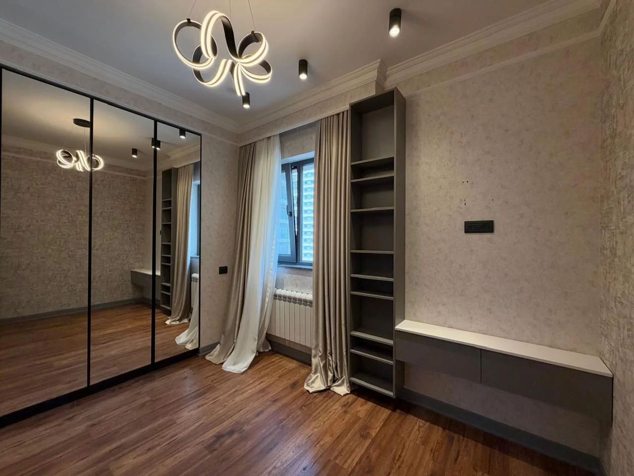 Kirayə 4 otaqlı Mənzil 170 m² Xətai r. Ağ şəhər q. – şəkil 10