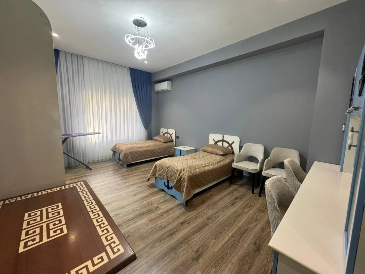 Kirayə 3 otaqlı Mənzil 140 m² Xətai r.