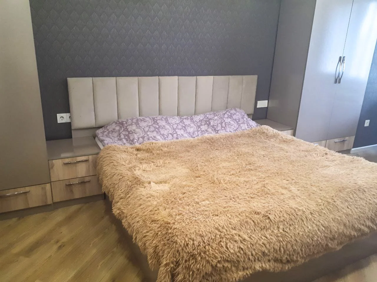 Kirayə 2 otaqlı Mənzil 75 m² Səbail r.
