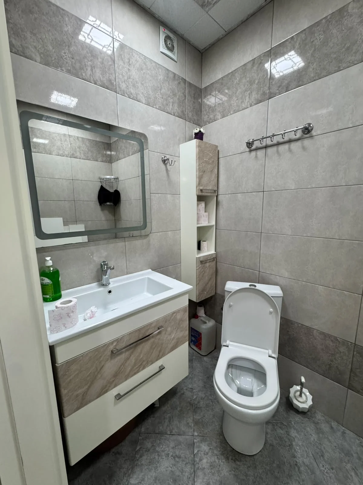Kirayə 3 otaqlı Mənzil 103 m² Yasamal r. Elmlər Akademiyası m. – şəkil 9