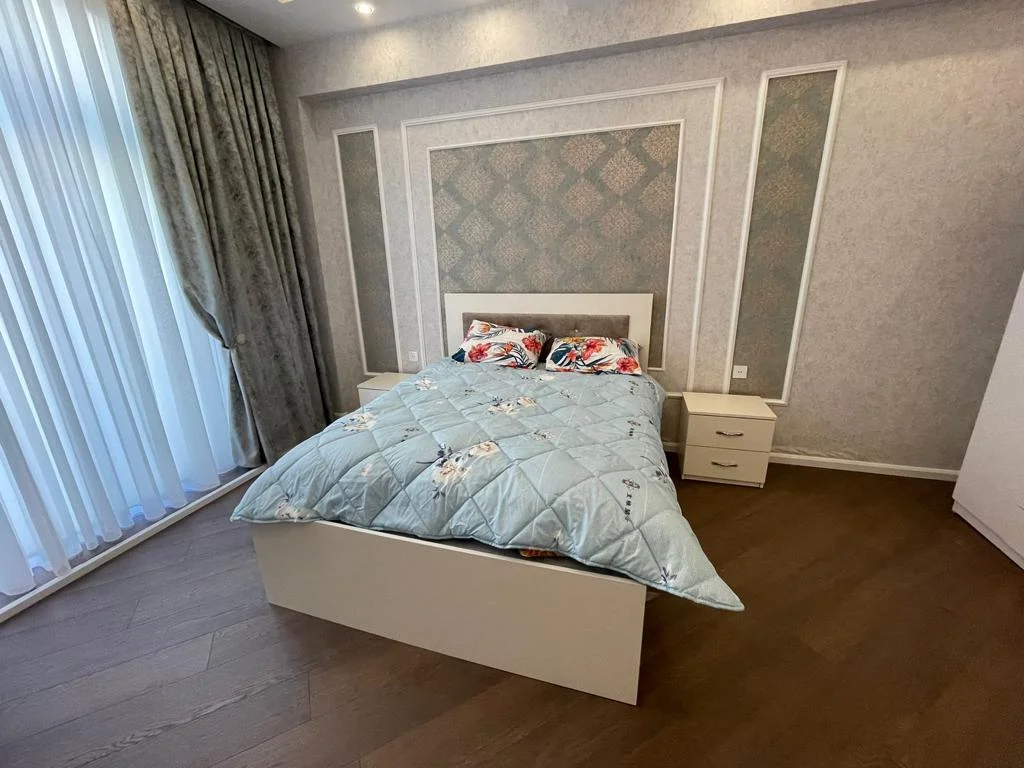 Kirayə 2 otaqlı Mənzil 85 m² Xətai r.