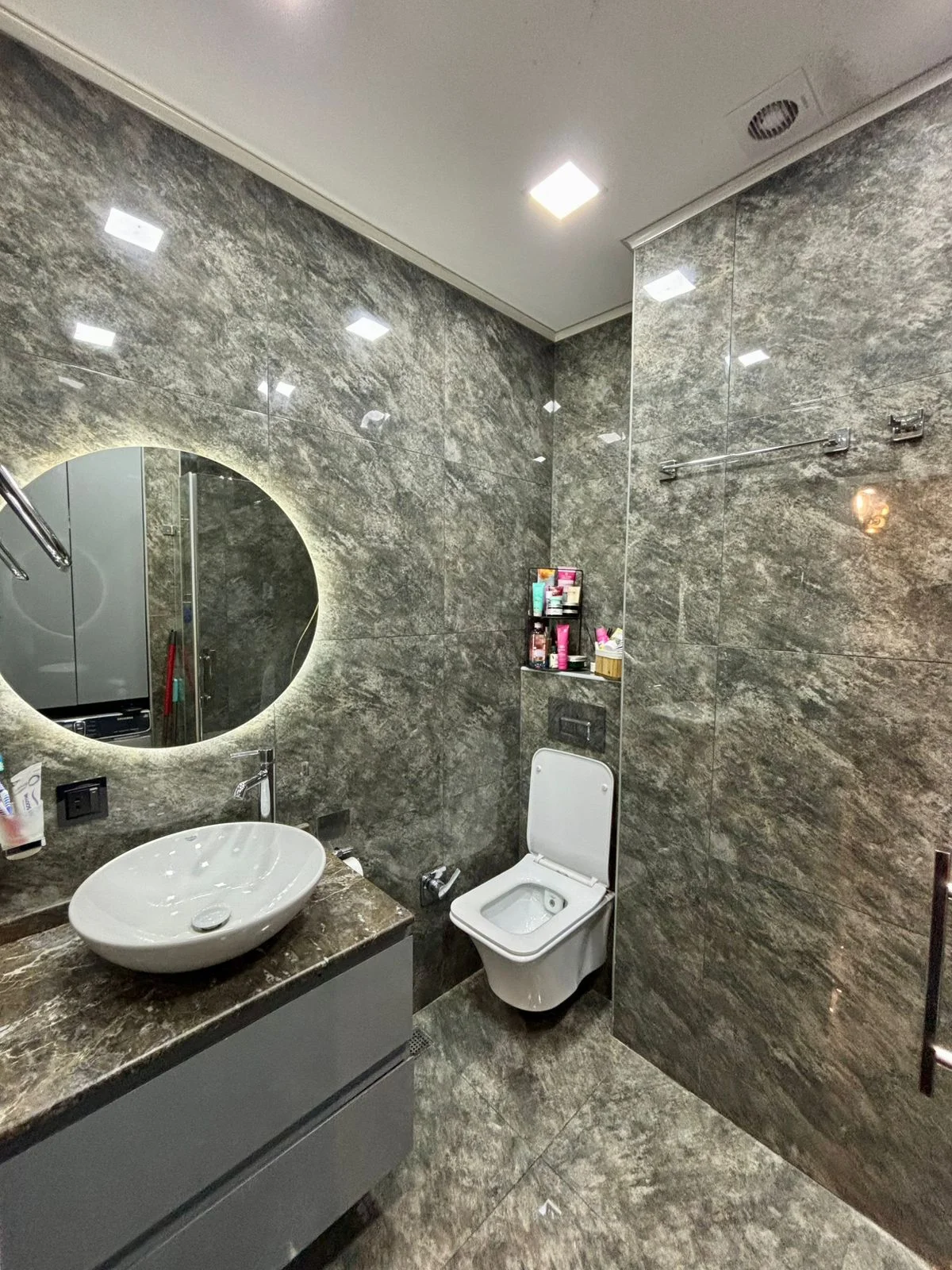Kirayə 5 otaqlı Mənzil 55 m² Bakı Nərimanov m. – şəkil 10