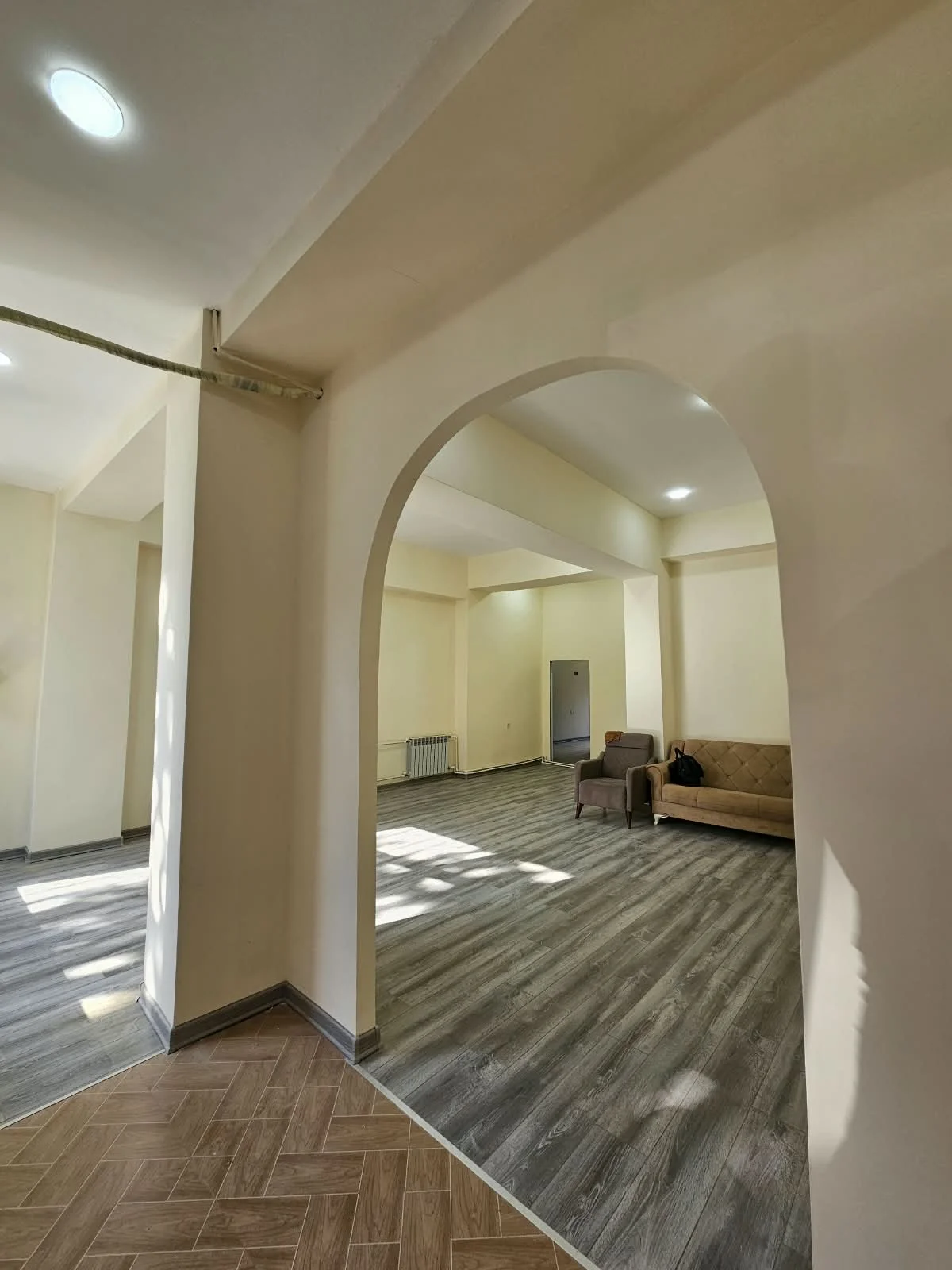 Kirayə Obyekt 110 m² Binəqədi r.