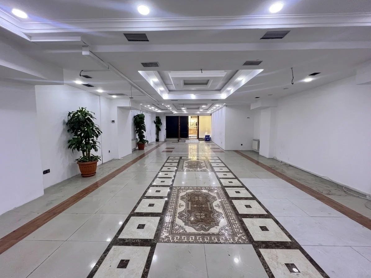 Kirayə 3 otaqlı Ofis 300 m² Nəsimi r.