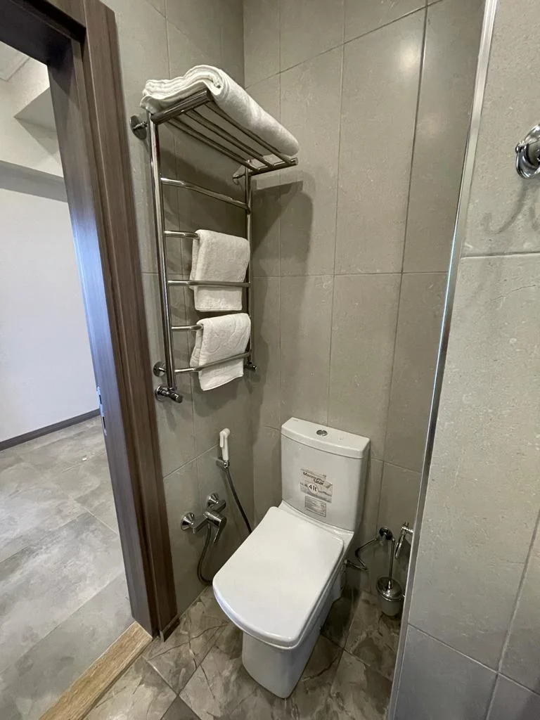 Kirayə 4 otaqlı Mənzil 184 m² Xətai r.