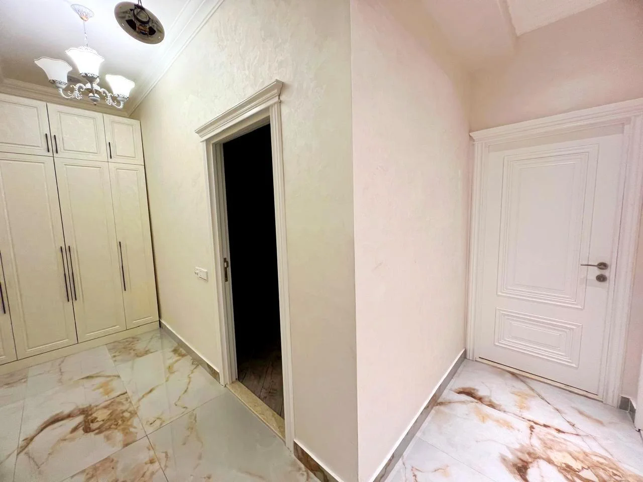 Kirayə 2 otaqlı Mənzil 82 m² Nəsimi r. – şəkil 9